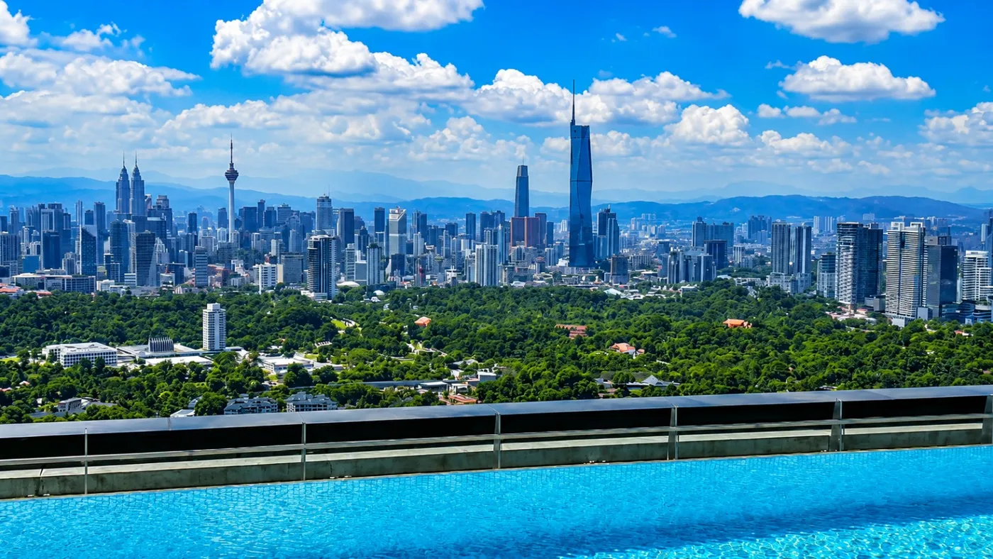 Rooftop Heated Pool